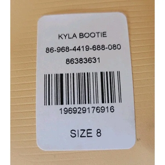 New York & CO Kyla Pointed Toe Bootie 8 New - Red Faux Lizard Leather Embossed - Picture 8 of 11